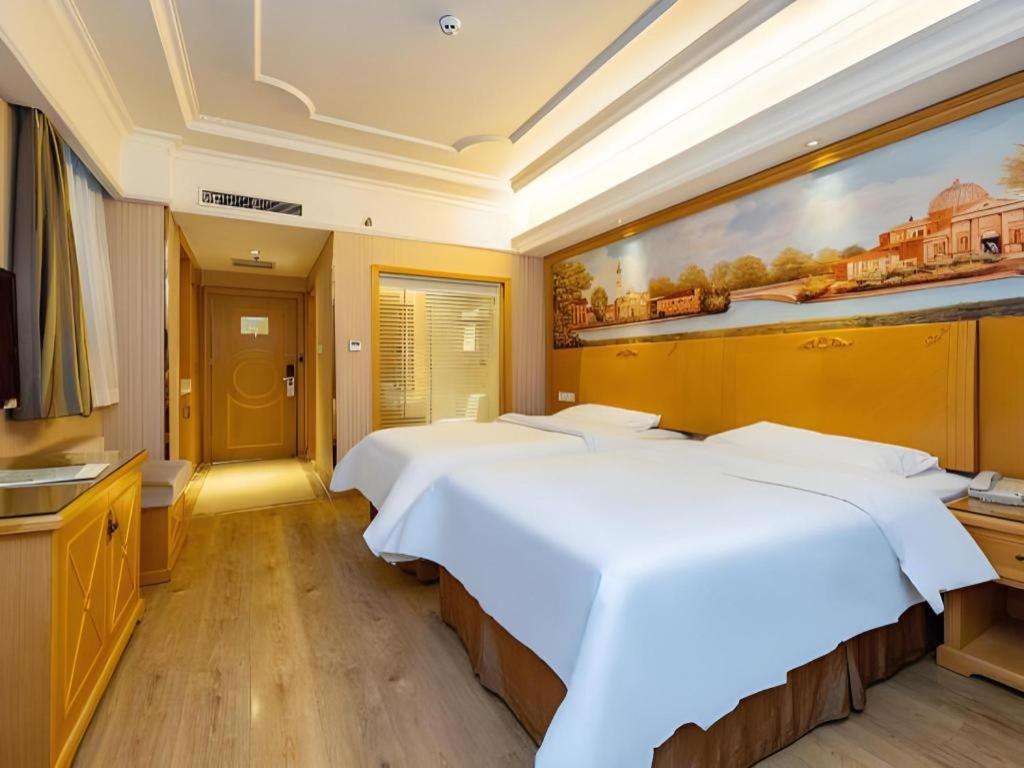 Vienna International Hotel Lhasa Potala Palace Extérieur photo